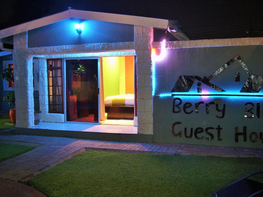 Berry Bliss Guest House Gaborone Buitenkant foto