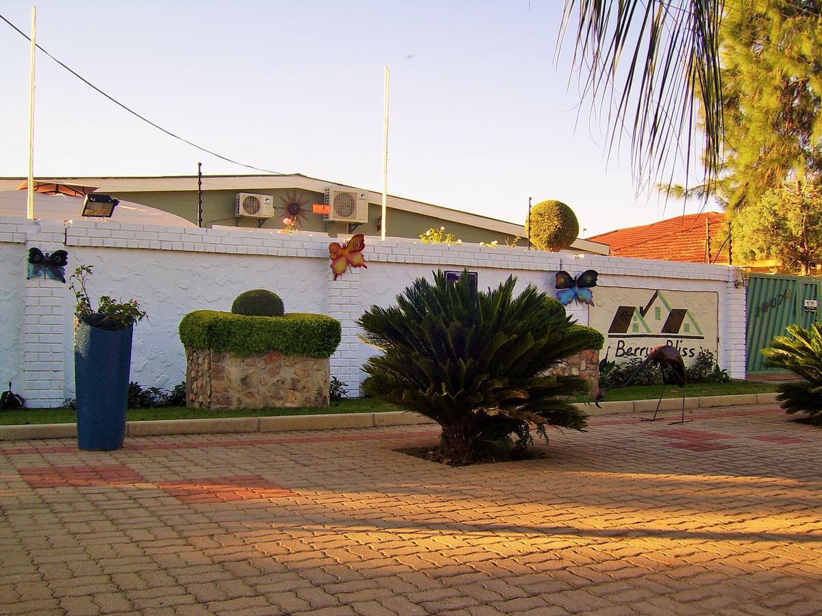 Berry Bliss Guest House Gaborone Buitenkant foto