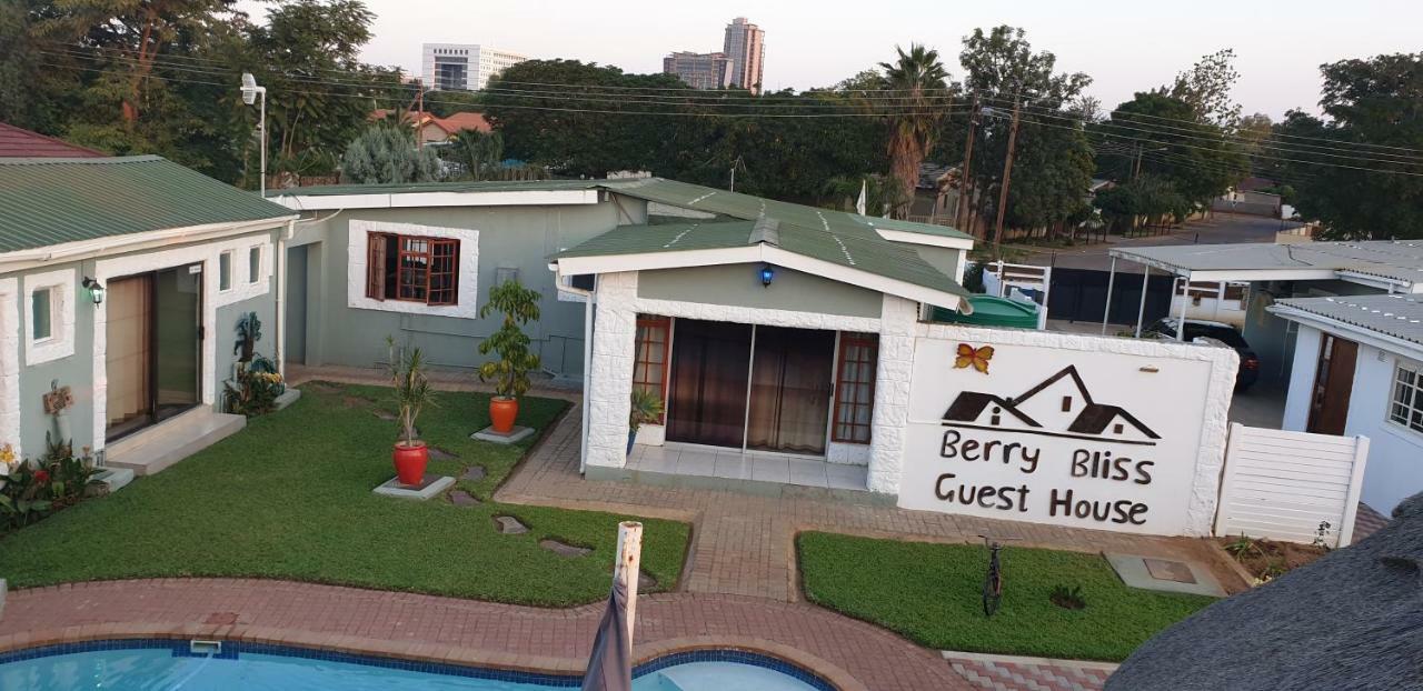 Berry Bliss Guest House Gaborone Buitenkant foto