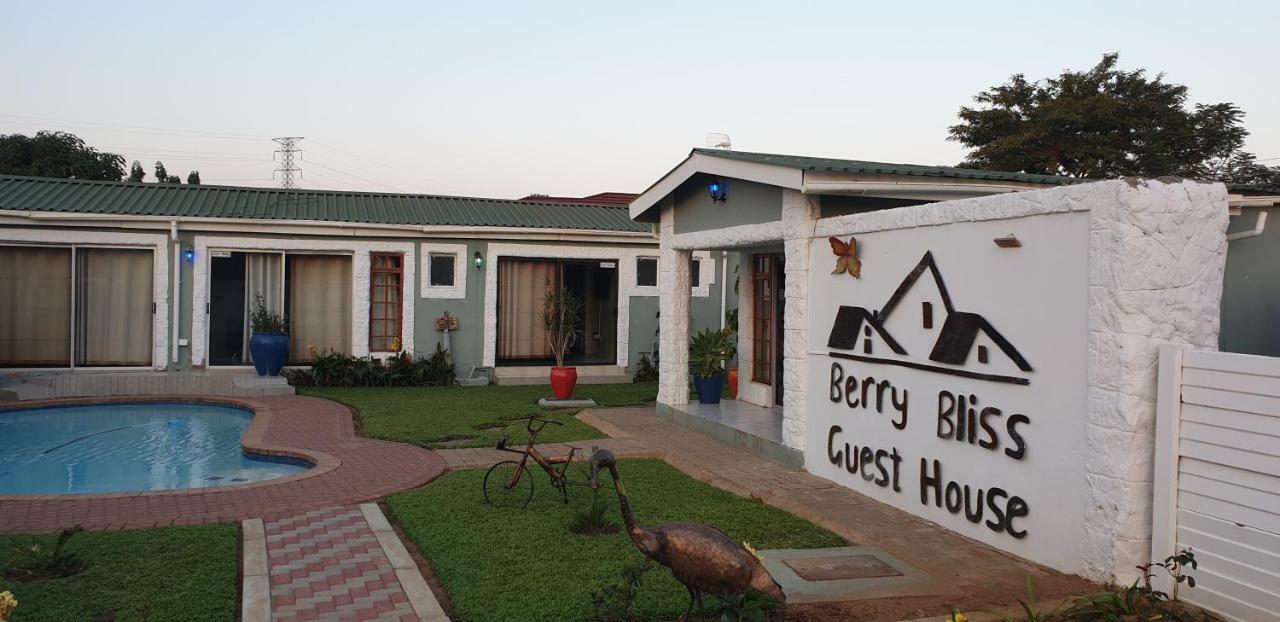 Berry Bliss Guest House Gaborone Buitenkant foto